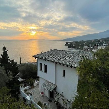 Iris Sea View Villa อาฟิสโซส ภายนอก รูปภาพ