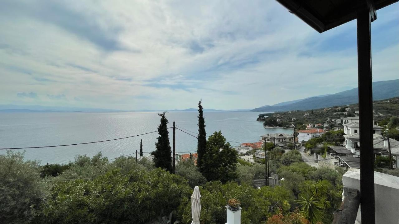 Iris Sea View Villa อาฟิสโซส ภายนอก รูปภาพ